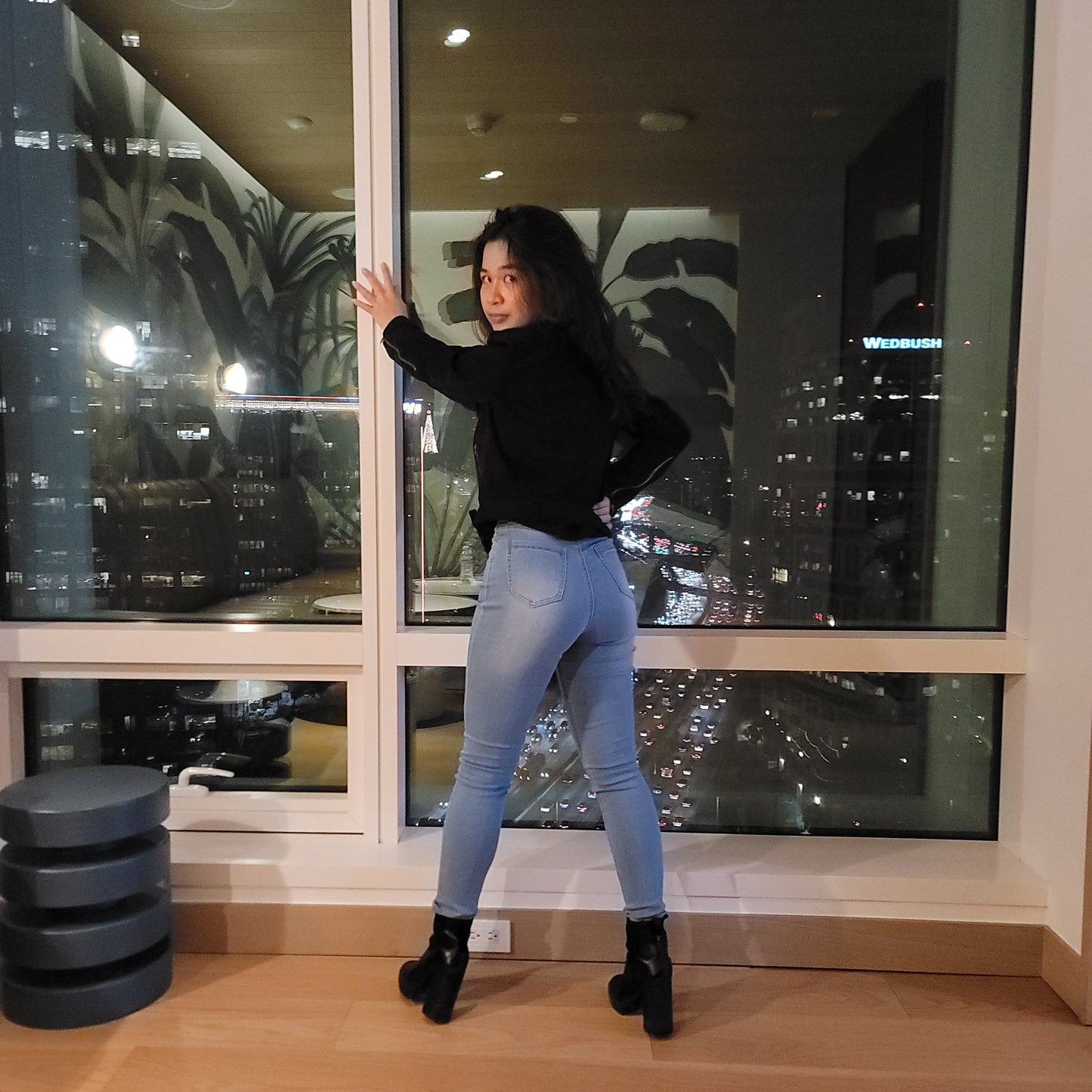 Women's Stretchy Denim Pants