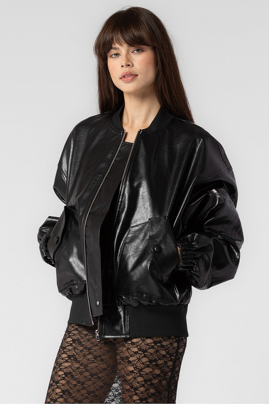 Women's Bomber Jacket: Elevate Your Style with Fashion-Forward Comfort